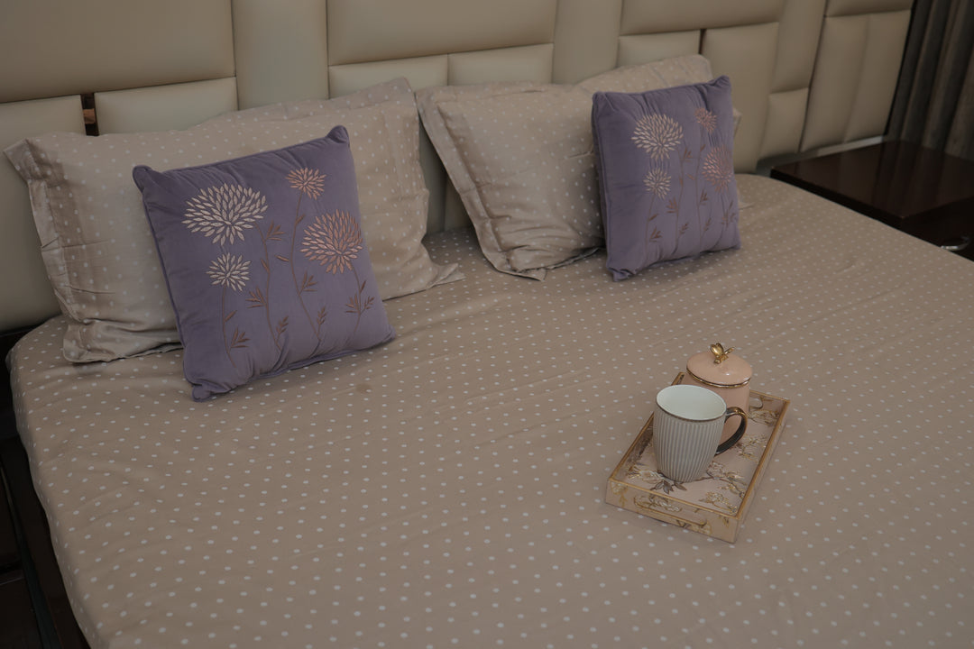 Sukoon Dot Design 100% Cotton King Size Bedsheet, 400 TC Brown