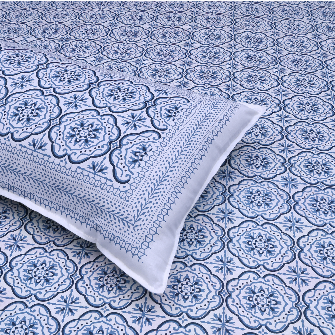 Noor Rani Pure Cotton King Size Flat Bedsheet - 186 Tc Blue