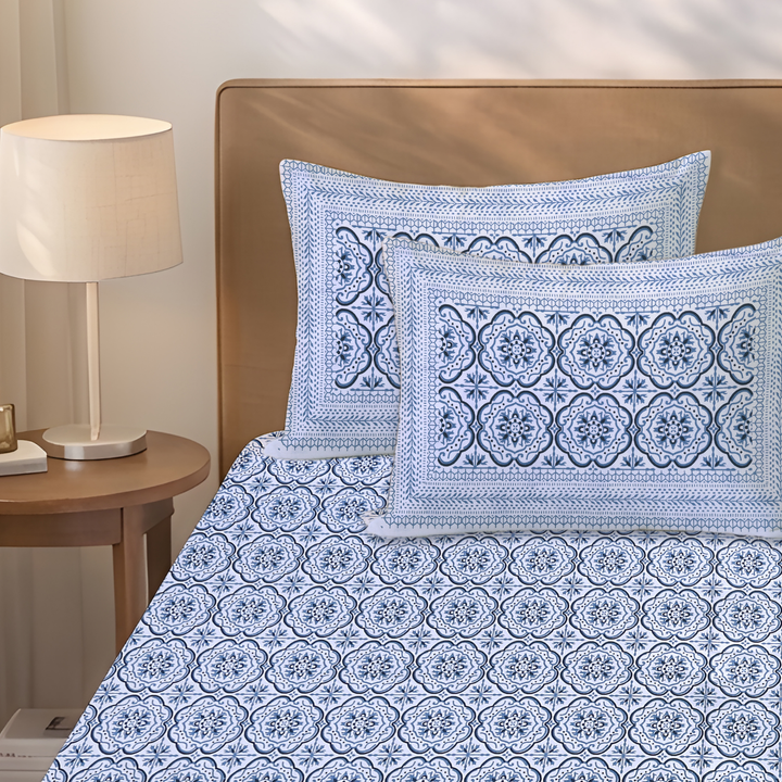 Noor Rani Pure Cotton King Size Flat Bedsheet - 186 Tc Blue