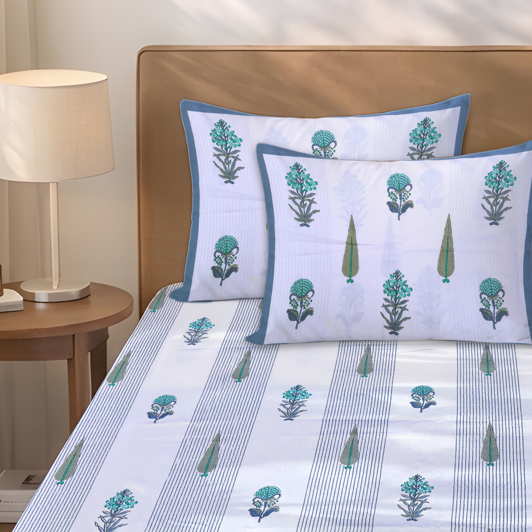 Palm Blossom Pure Cotton King Size Flat Bedsheet - 186 Tc Blue