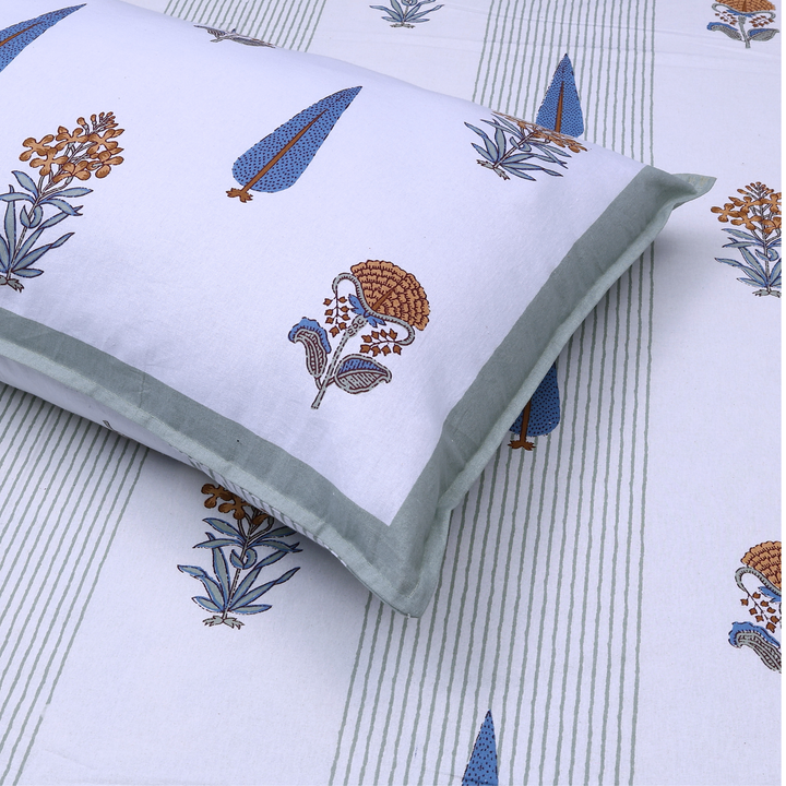 Palm Blossom Pure Cotton King Size Flat Bedsheet - 186 Tc Light Green