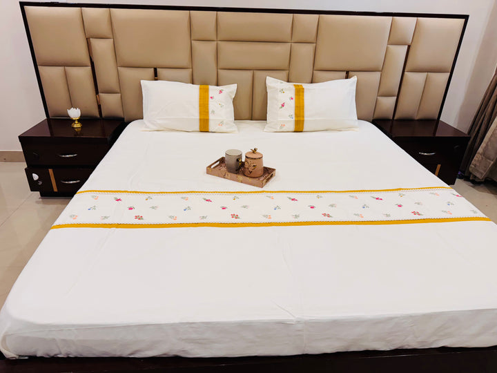 Noor lace 100% Pure Cotton King Size embroidered Bedsheet, 300 TC, White