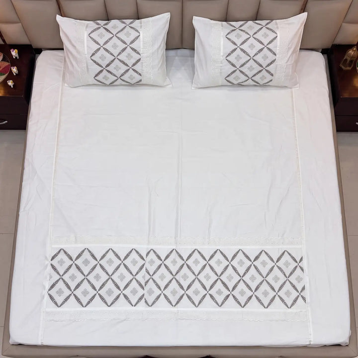 Nazakat Cotton Bedsheet Off White